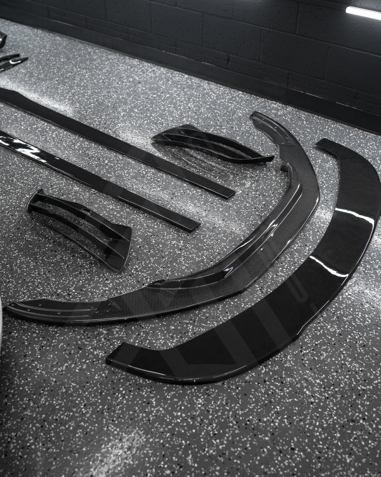 Audi R8 Carbon Fiber Front Lip