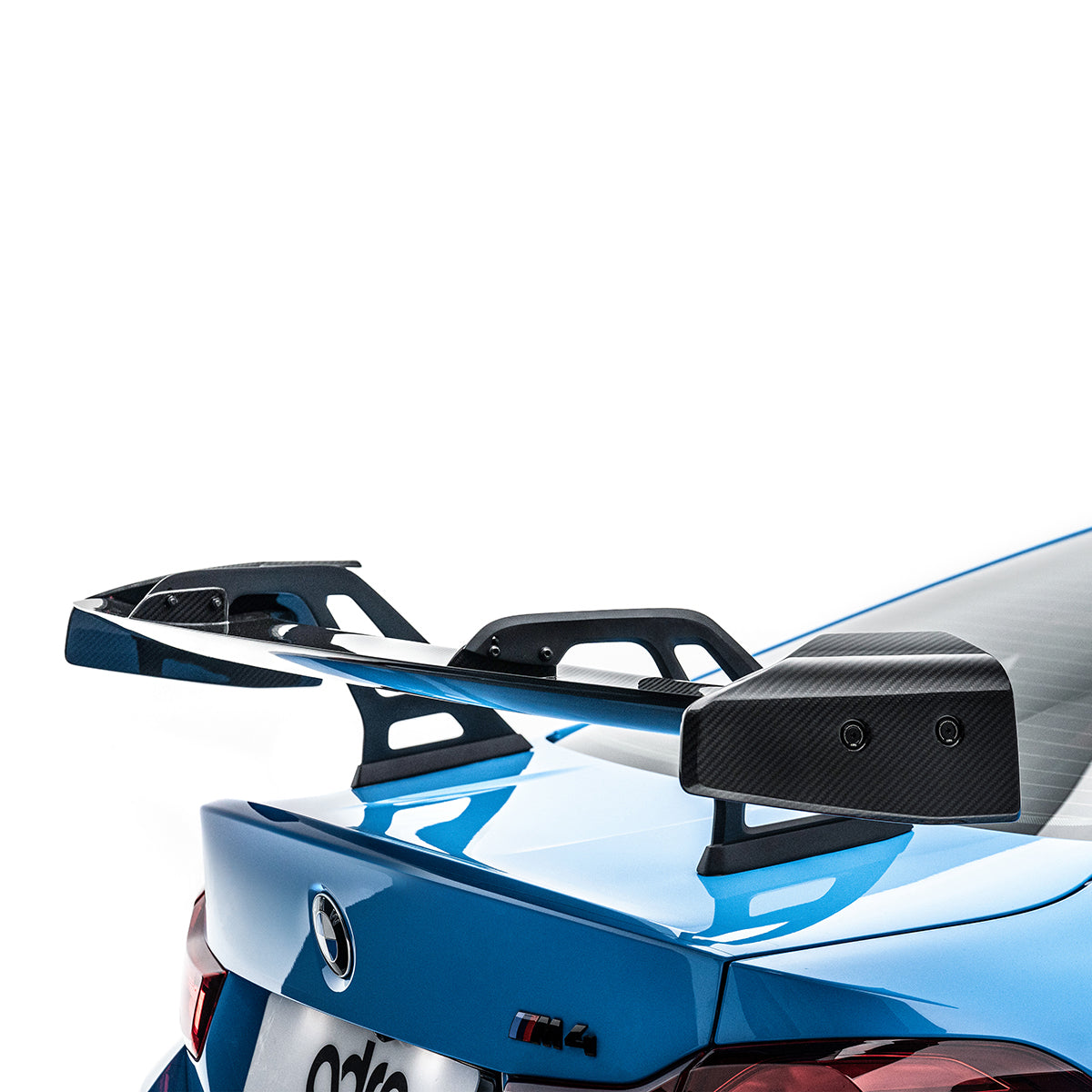 [Pre-order] BMW F82 M4 AT-R Swan Neck Wing - ADRO 